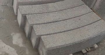 攀枝花芝麻白弧形路牙石