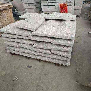 攀枝花芝麻白蘑菇石，自然面