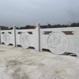攀枝花芝麻白河道栏杆 石材栏杆