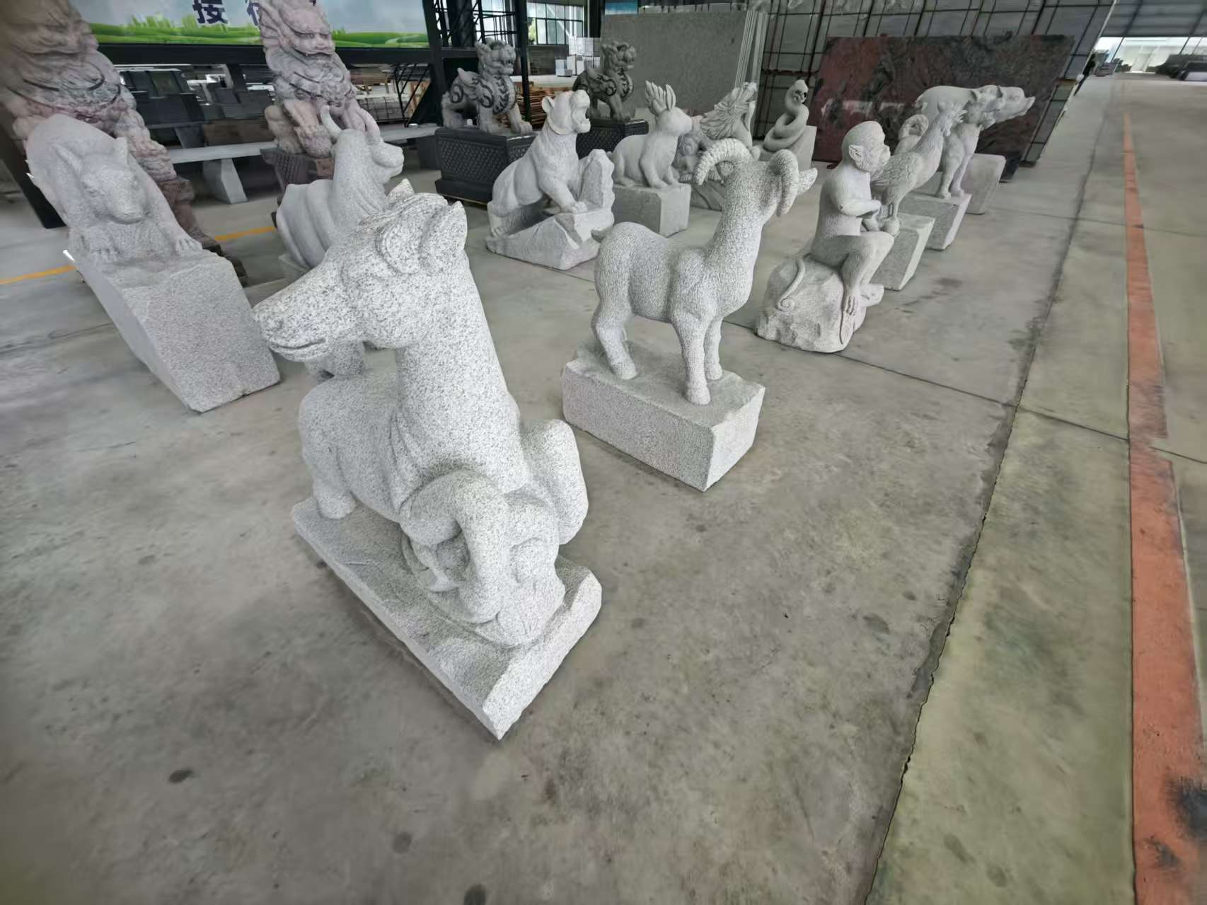 攀枝花芝麻白雕刻 十二生肖 异形雕刻