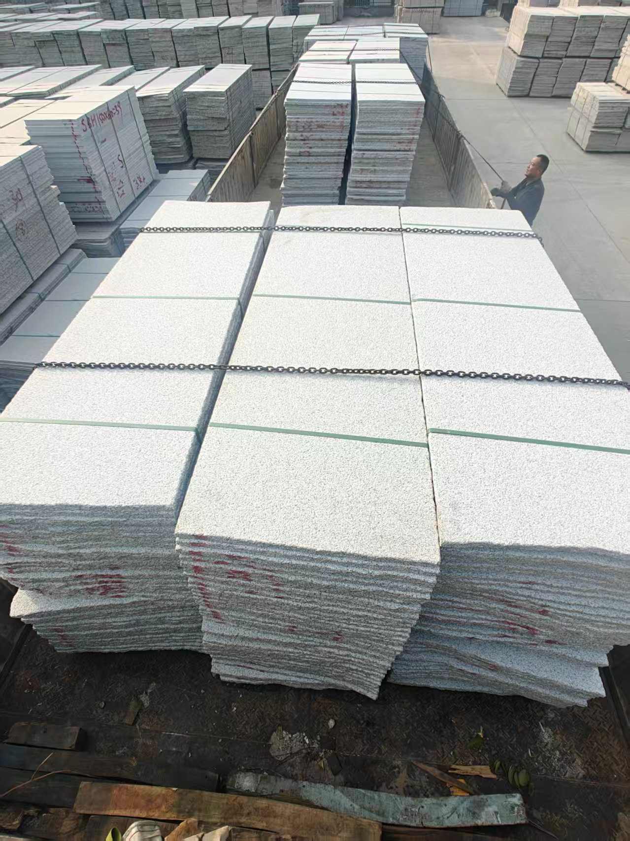 攀枝花芝麻白毛板，石材毛板